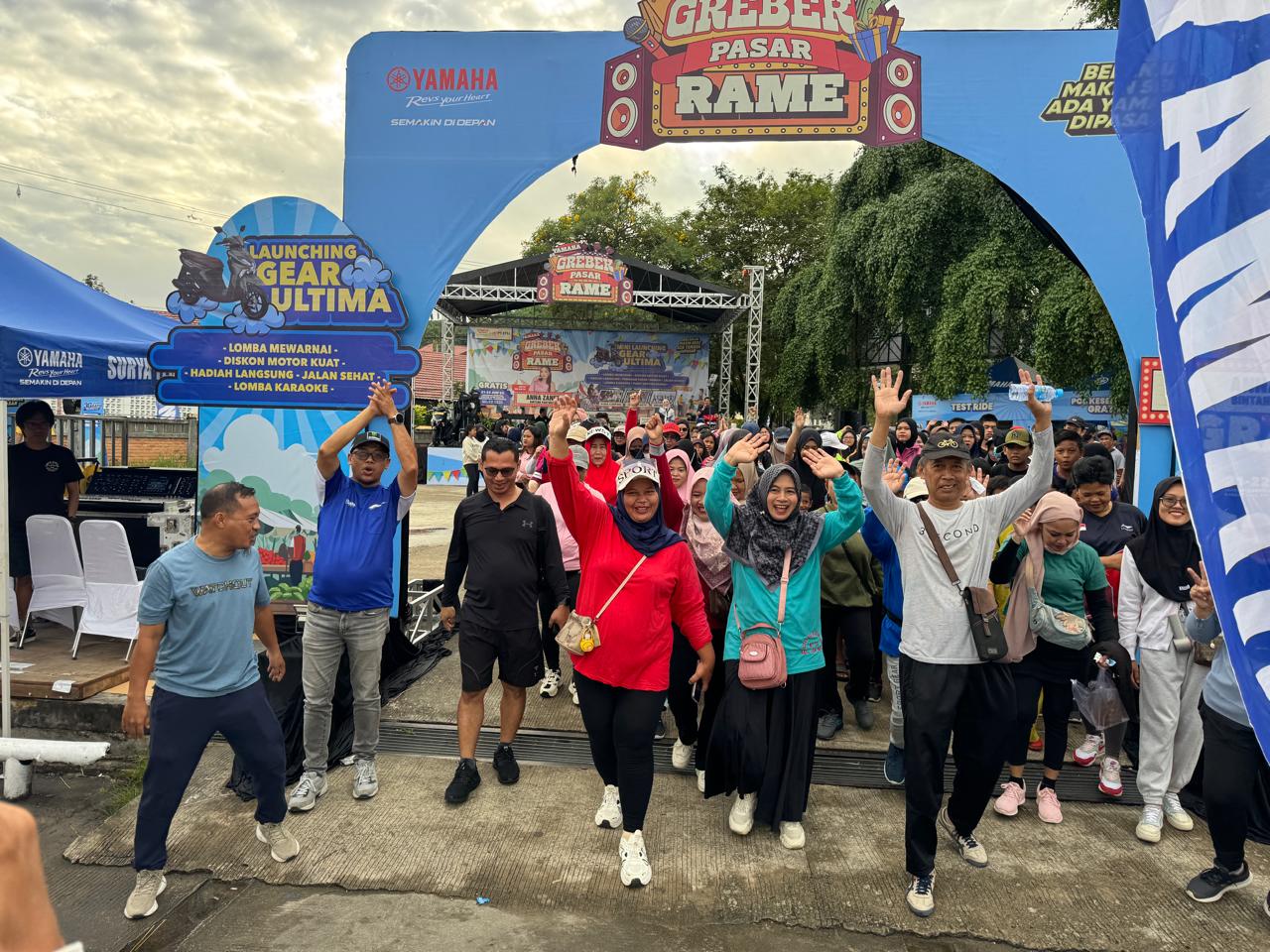 Jalan sehat warnai Grebek Pasar Rame di Samarinda. FOTO; ISTIMEWA. 