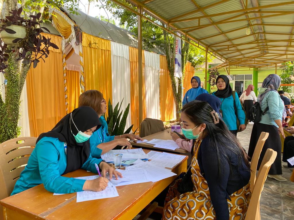 Antusias akseptor KB di Puskesmas Trauma Center. FOTO: GIARTI IBNU LESTARI-KALTIMKECE.ID. 