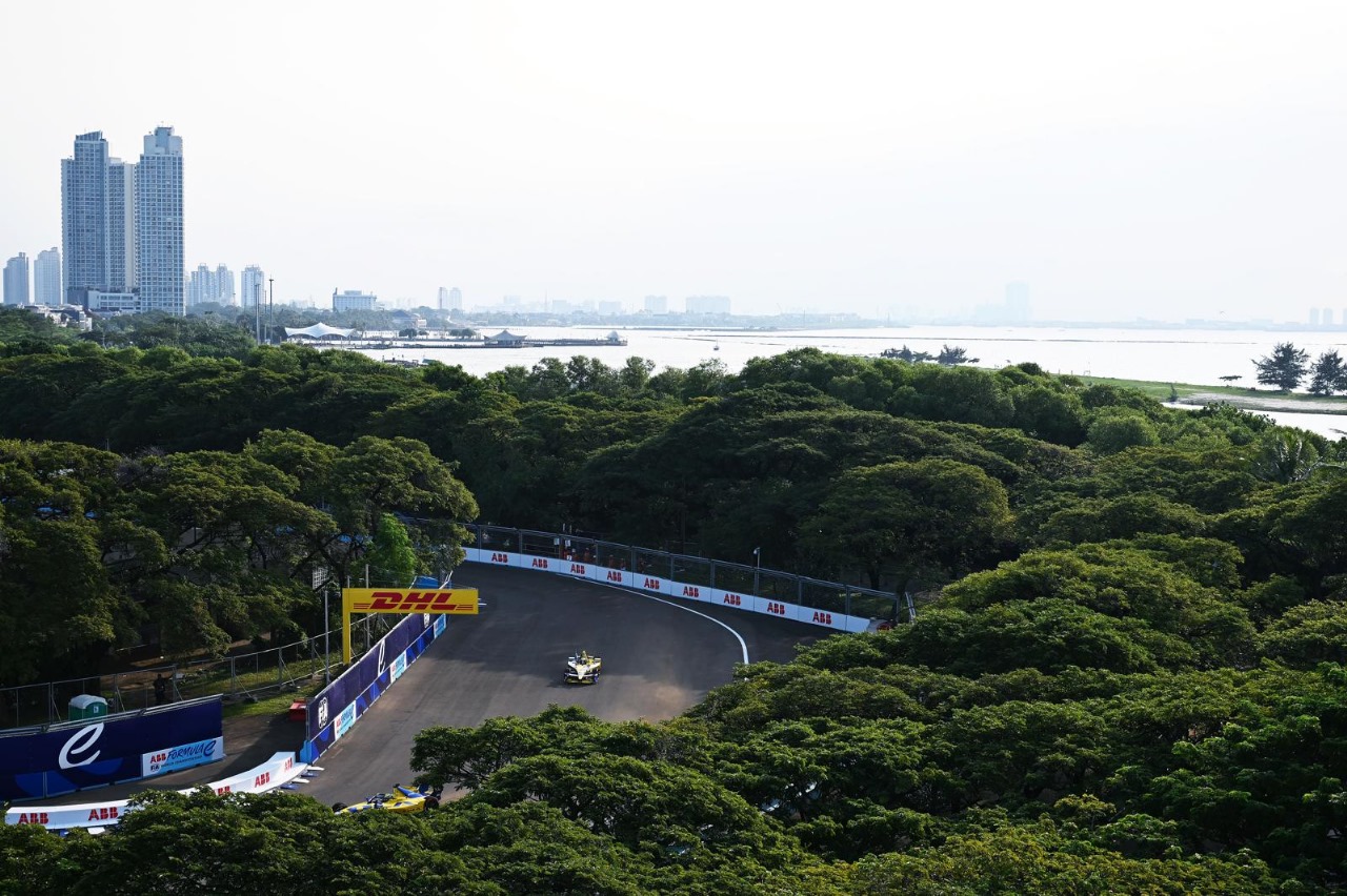Ajang balapan Formula E Jakarta E-Prix 2025 digelar pada Sabtu 21 Juni 2025 di Jakarta International E-Prix Circuit (JIEC), Ancol, Jakarta Utara. FOTO; ISTIMEWA.  