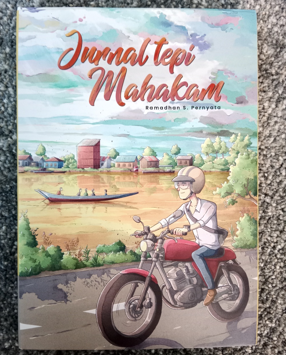 Sampul komik Jurnal Tepi Mahakam karya  Ramadhan S Pernyata. FOTO: CHAI SISWANDI