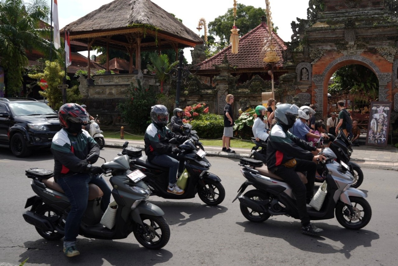 Rangka baru pada Gear Ultima memberikan ruang dek kaki yang lebih luas, sehingga posisi kaki pengendara tetap nyaman, terutama di kondisi lalu lintas stop and go. FOTO; ISTIMEWA. 