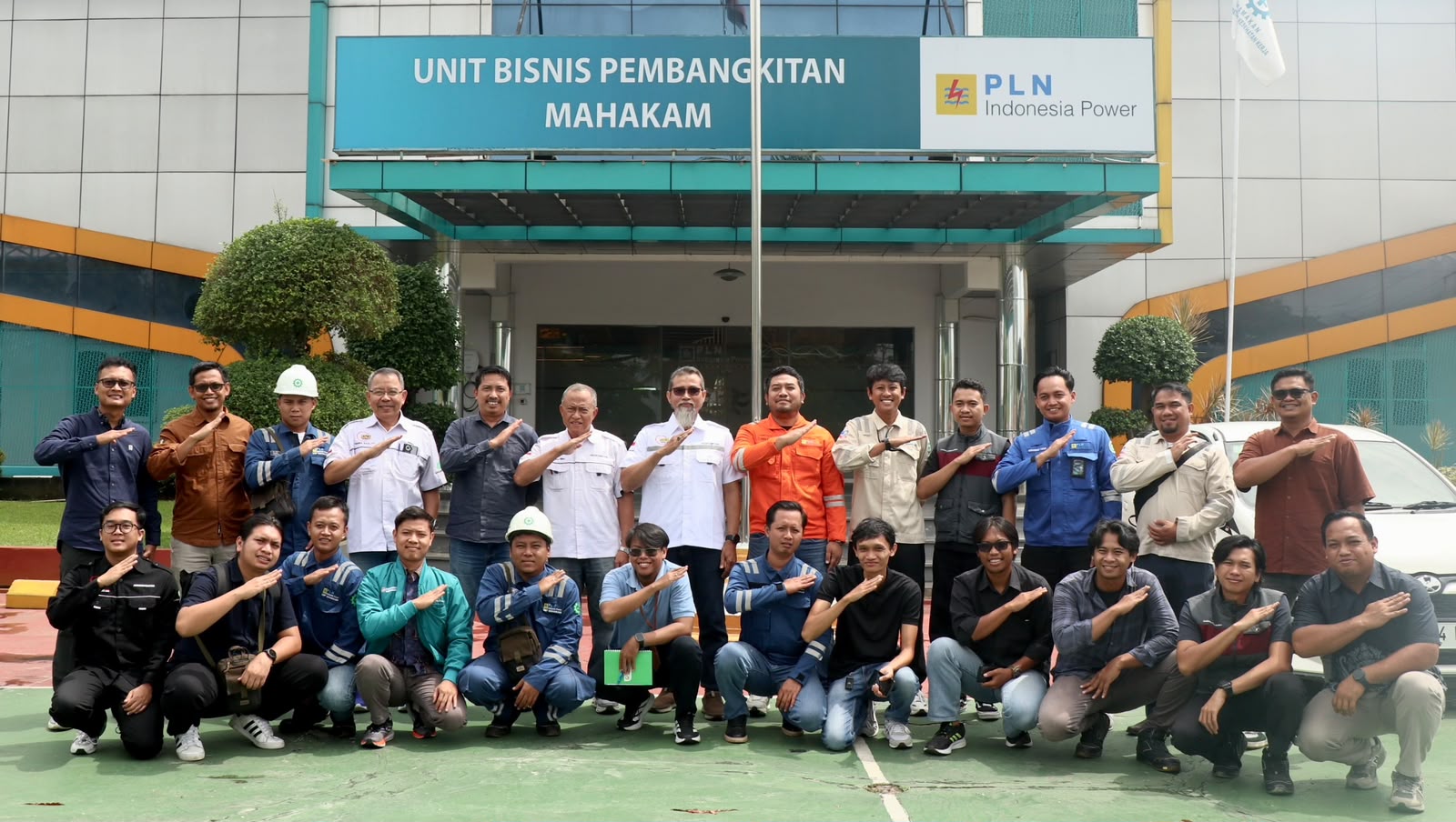 Dengan kompetensi yang terus ditingkatkan, perusahaan optimistis mampu menjaga kinerja pembangkit tetap andal, efisien, dan berkelanjutan. FOTO; ISTIMEWA. Dengan kompetensi yang terus ditingkatkan, perusahaan optimistis mampu menjaga kinerja pembangkit tetap andal, efisien, dan berkelanjutan. FOTO; ISTIMEWA.
