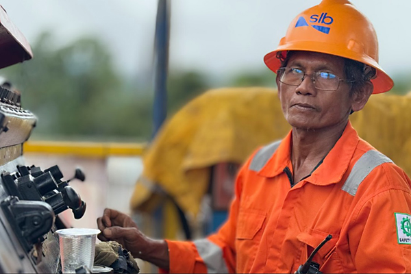 Pekerja KEN di sumur NK-2. FOTO: NALENDRO PRIAMBODO-KALTIMKECE.ID  