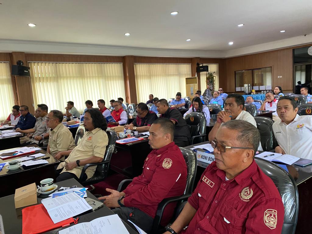 Rakor berlangsung di Aula KONI Kaltim. FOTO: GIARTI IBNU LESTARI-KALTIMKECE.ID. 