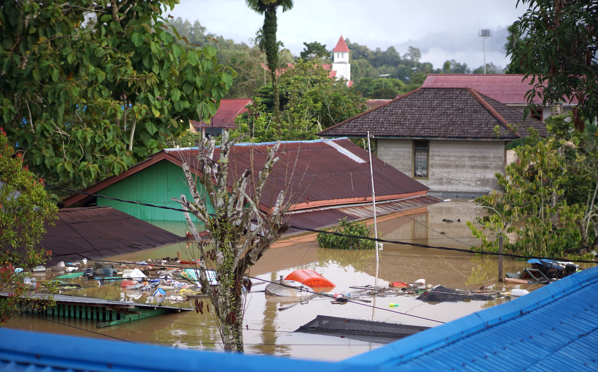 Banjir di Ujoh Bilang, Kecamatan Long Bagun, Mahakam Ulu, pada Kamis, 16 Mei 2024. FOTO: ISTIMEWA