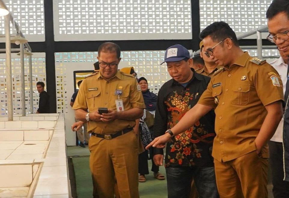 CWali Kota Rahmad Mas'ud meresmikan Pasar Klandasan menjadi pasar berstandard nasional. FOTO: SEPTIANUS HENDRA-KALTIMKECE.ID. 