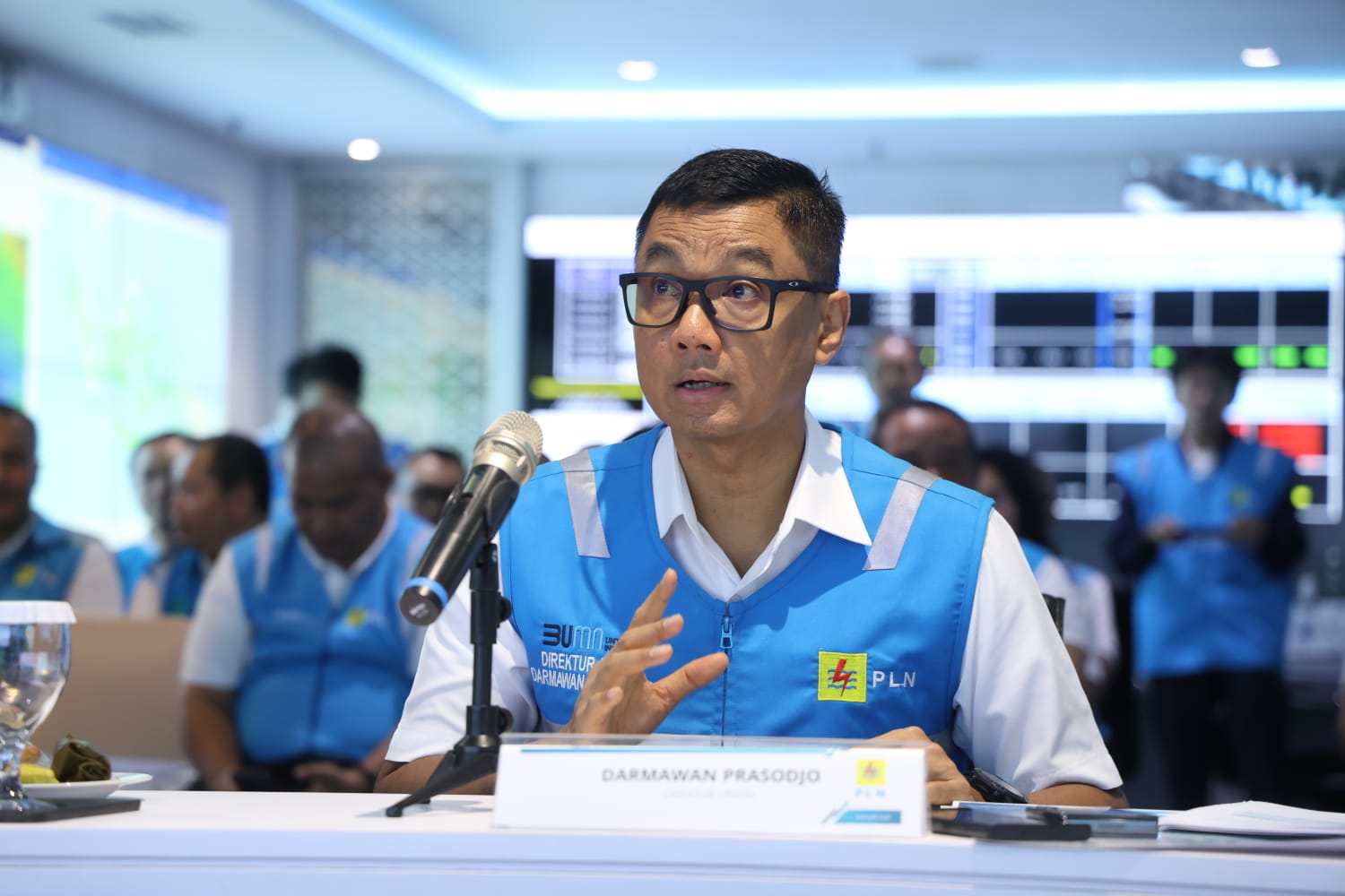 Direktur Utama PT PLN (Persero), Darmawan Prasodjo, menjelaskan pencapaian ini merupakan buah dari transformasi menyeluruh yang terus dilakukan sejak tiga tahun terakhir. FOTO; ISTIMEWA. 