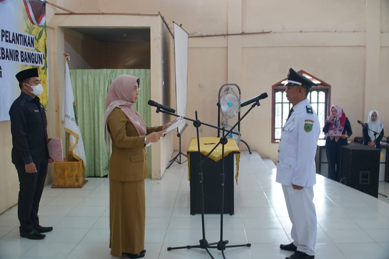 Pelantikan dilaksanakan pada Senin, 18 Maret 2024 di Kantor Kepala Kampung Sei Bebanir Bangun. FOTO: ISTIMEWA. 