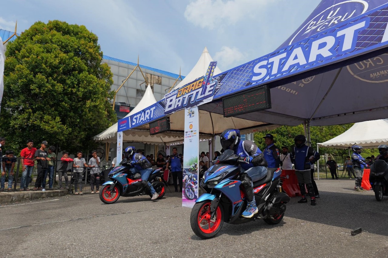 Daya tarik model teranyar Aerox Alpha yang hadir melalui kategori Yamalube Turbo Matic Drag Battle juga membuat pelaksanaan event ini terasa berbeda dan makin semarak. FOTO; ISTIMEWA. 