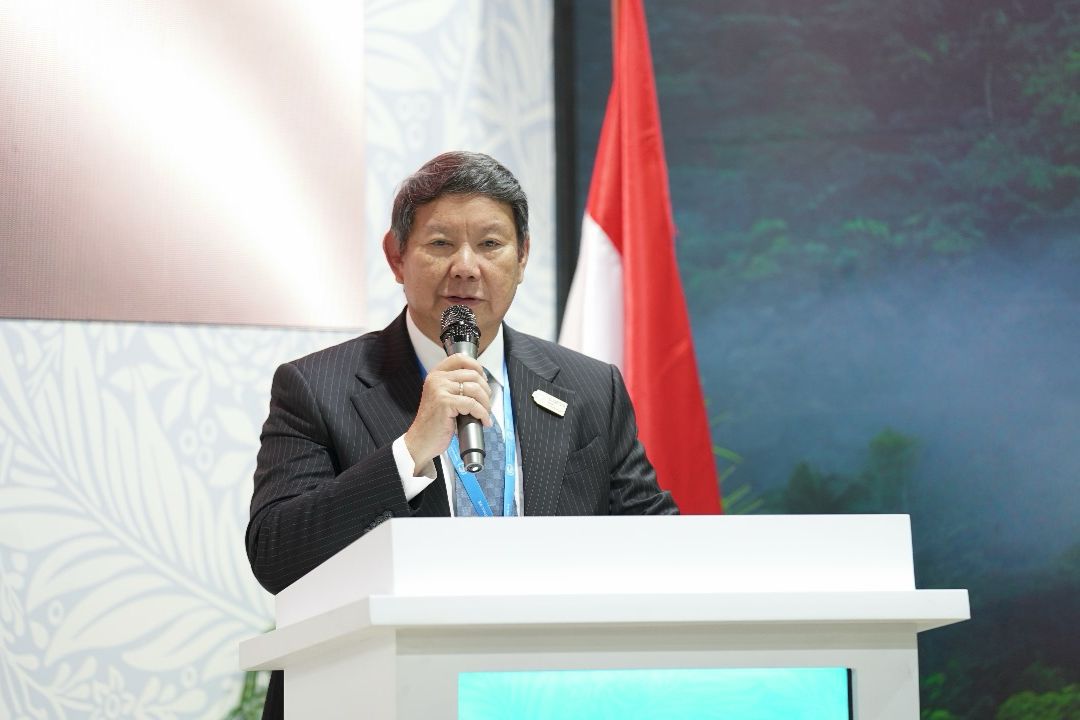 Utusan Khusus Presiden Republik Indonesia dalam COP29, Hashim Djojohadikusumo memberikan keynote speech di sesi talkshow CEO Climate Talks. FOTO; ISTIMEWA. 