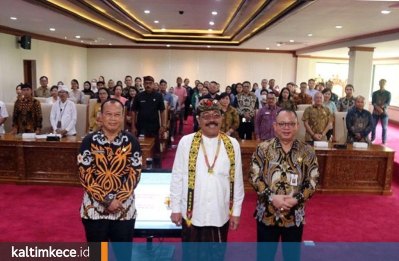 Pemkab Mahulu melaksanakan studi tiru pelaksanaan PPK BLUD ke Kabupaten Gianyar, Bali. FOTO: PROKOPIM MAHULU FOR KALTIMKECE.ID.